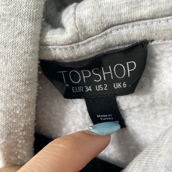 cropped hoodie - Picture 3 of 6